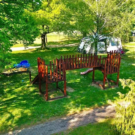 Romantik Camping Es Panzio Bed & Breakfast 2*