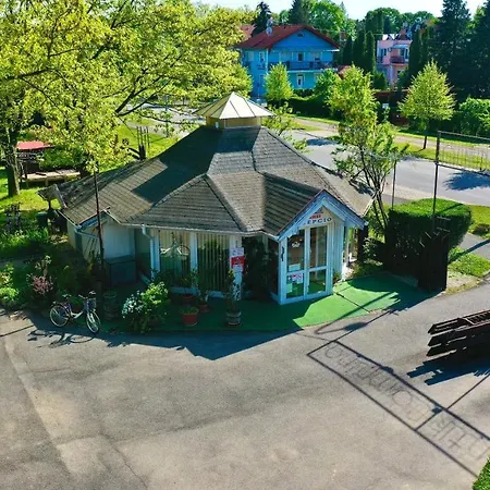Romantik Camping Es Panzio Bed & Breakfast Buk