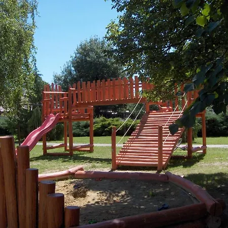 Szálloda Romantik Camping és Bük
